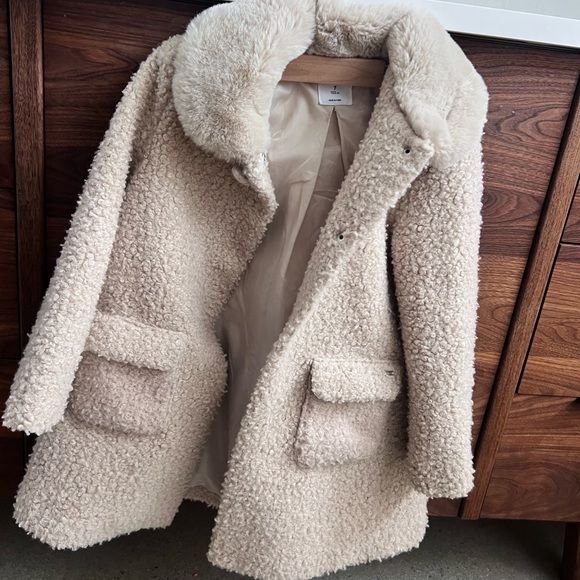 Coat - Picture 1 of 3